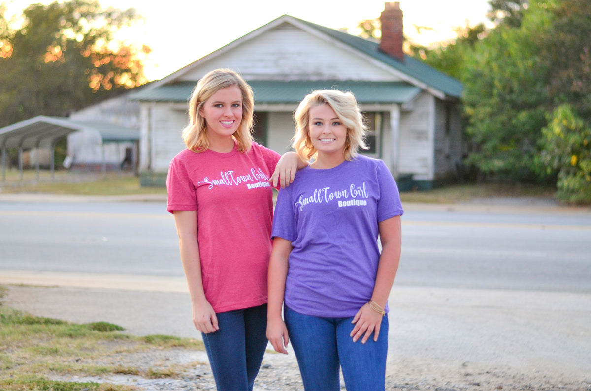 Meet THE Models:  Kelsey & Marley - Just a Small Town Girl