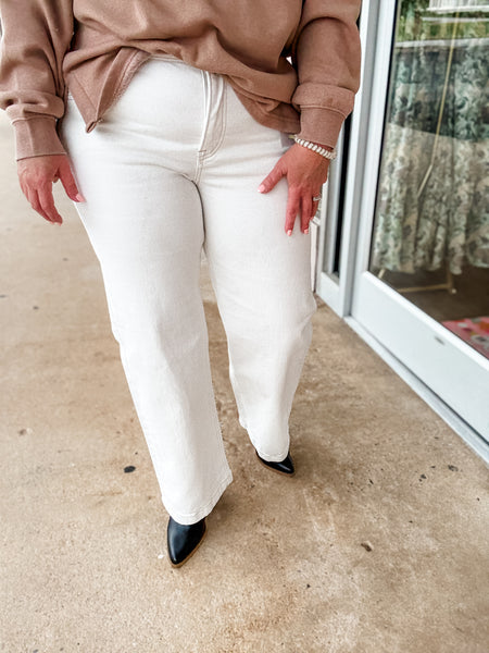 Risen Cream Jeans