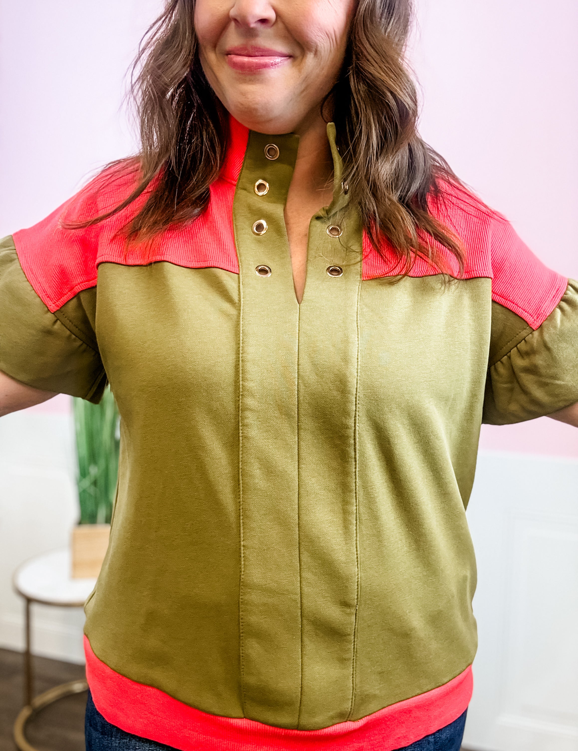 Colorblock Grommet Collar Top