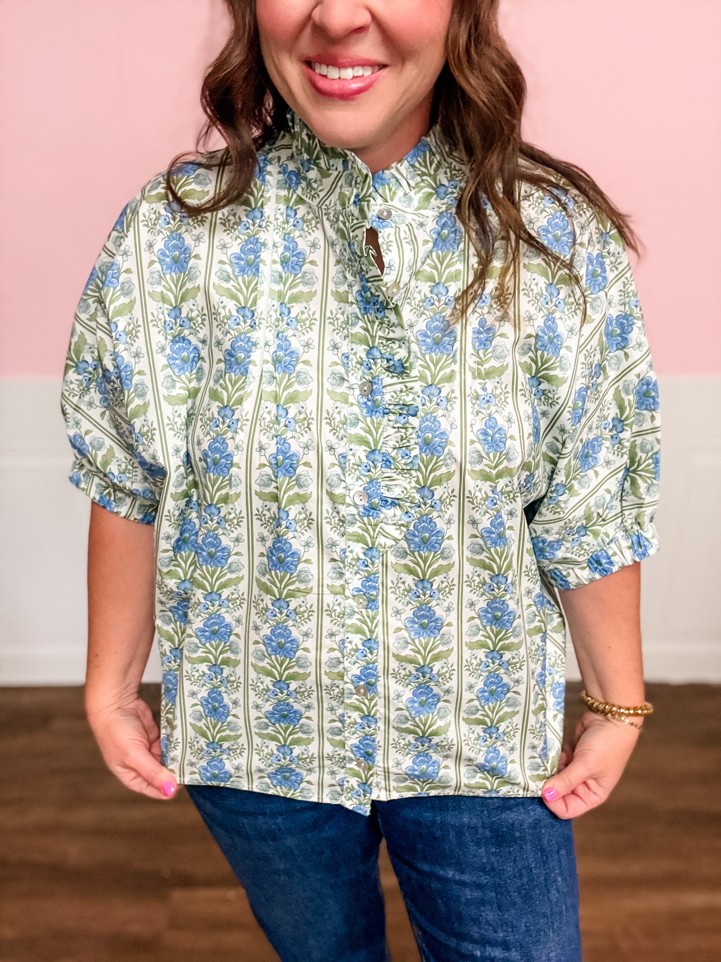 Blue Willow Garden Top - Just a Small Town Girl