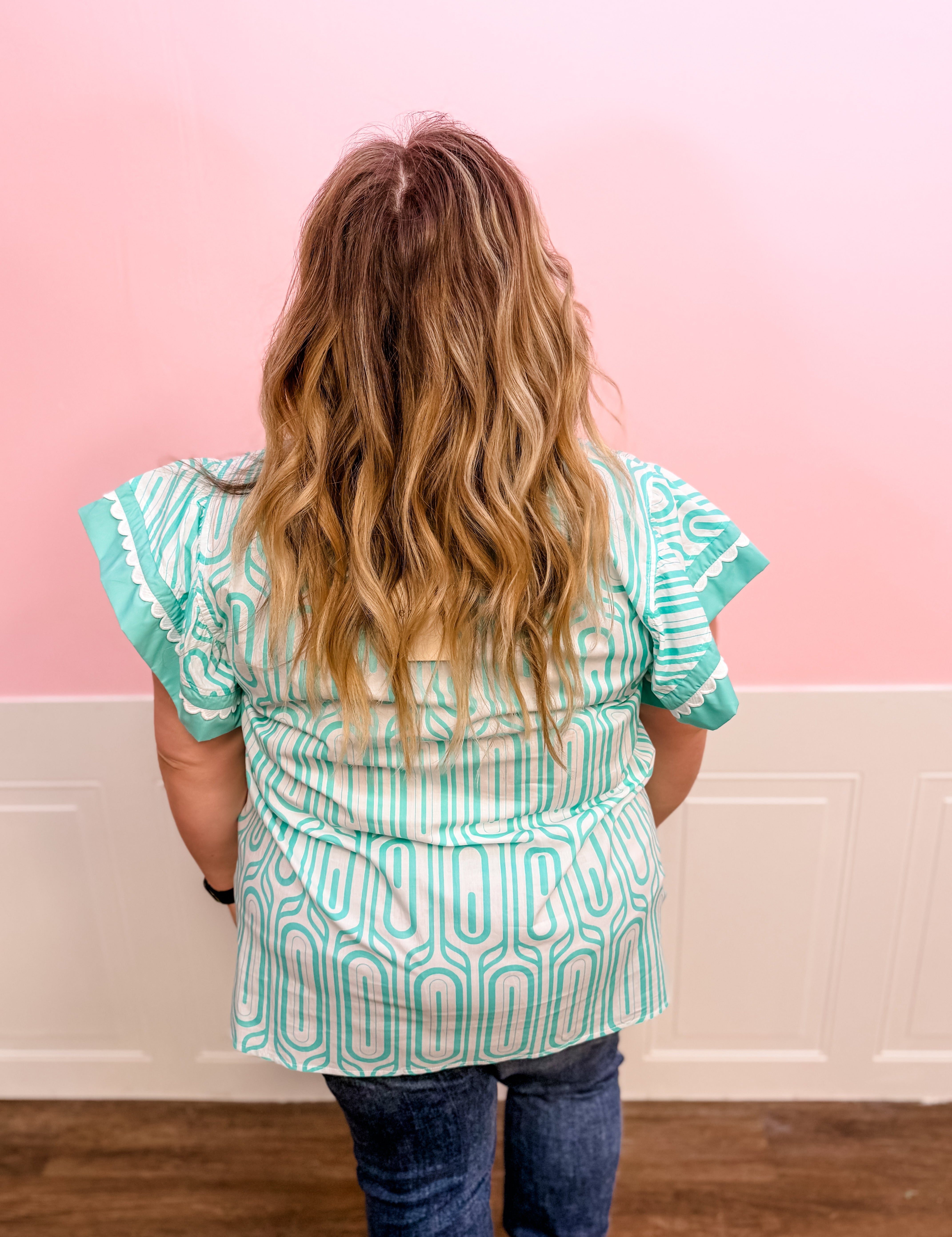 Coastal Breeze Charm Top: Plus Size - Just a Small Town Girl