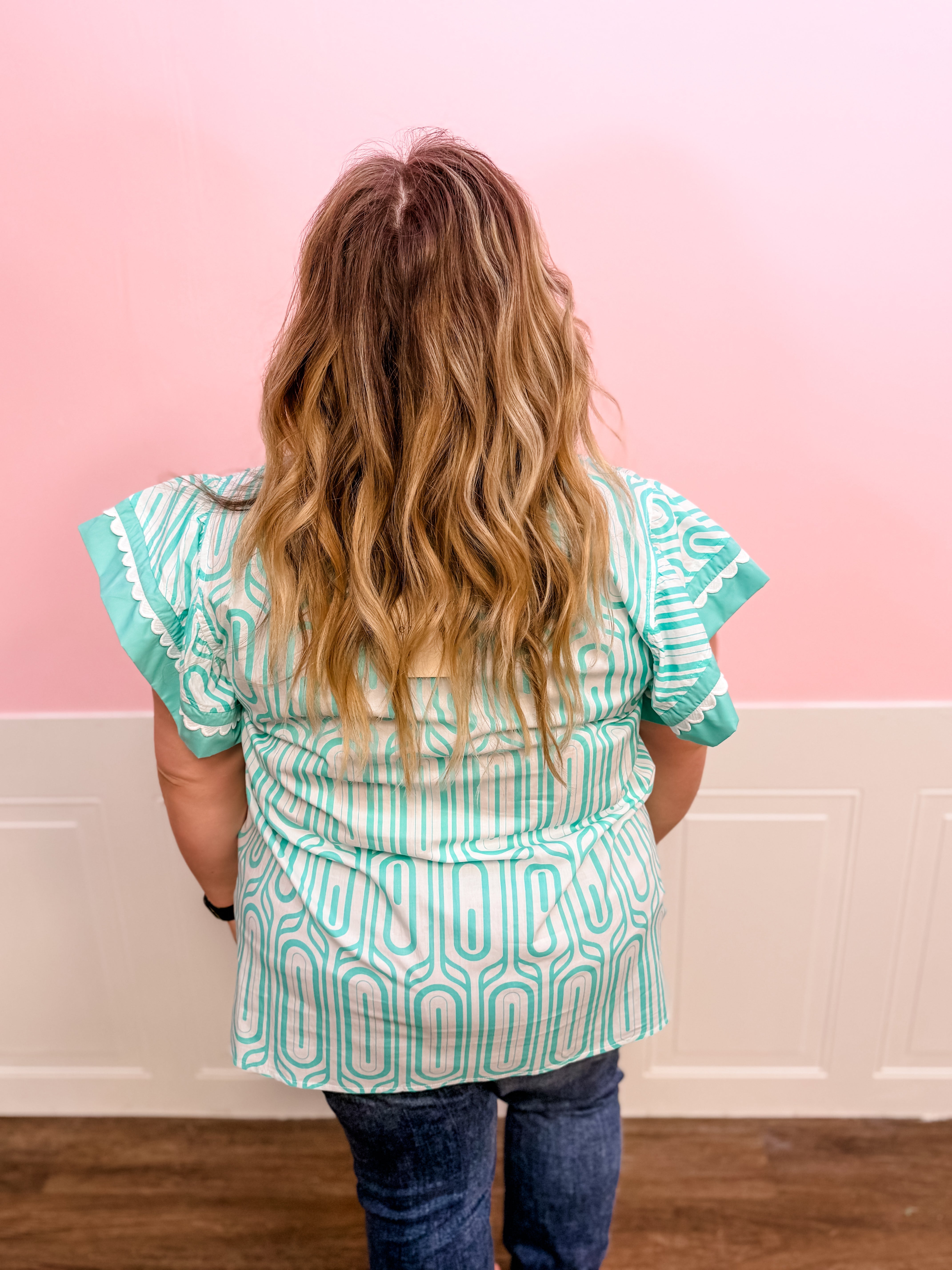 Coastal Breeze Charm Top: Plus Size - Just a Small Town Girl
