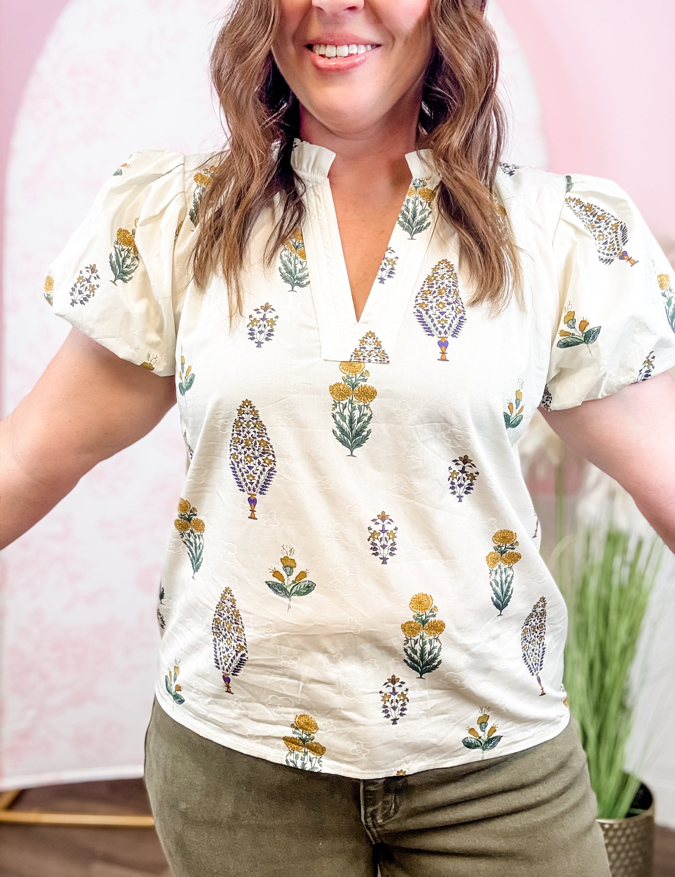 Floral Print Ruffle-Collar Top - Just a Small Town Girl