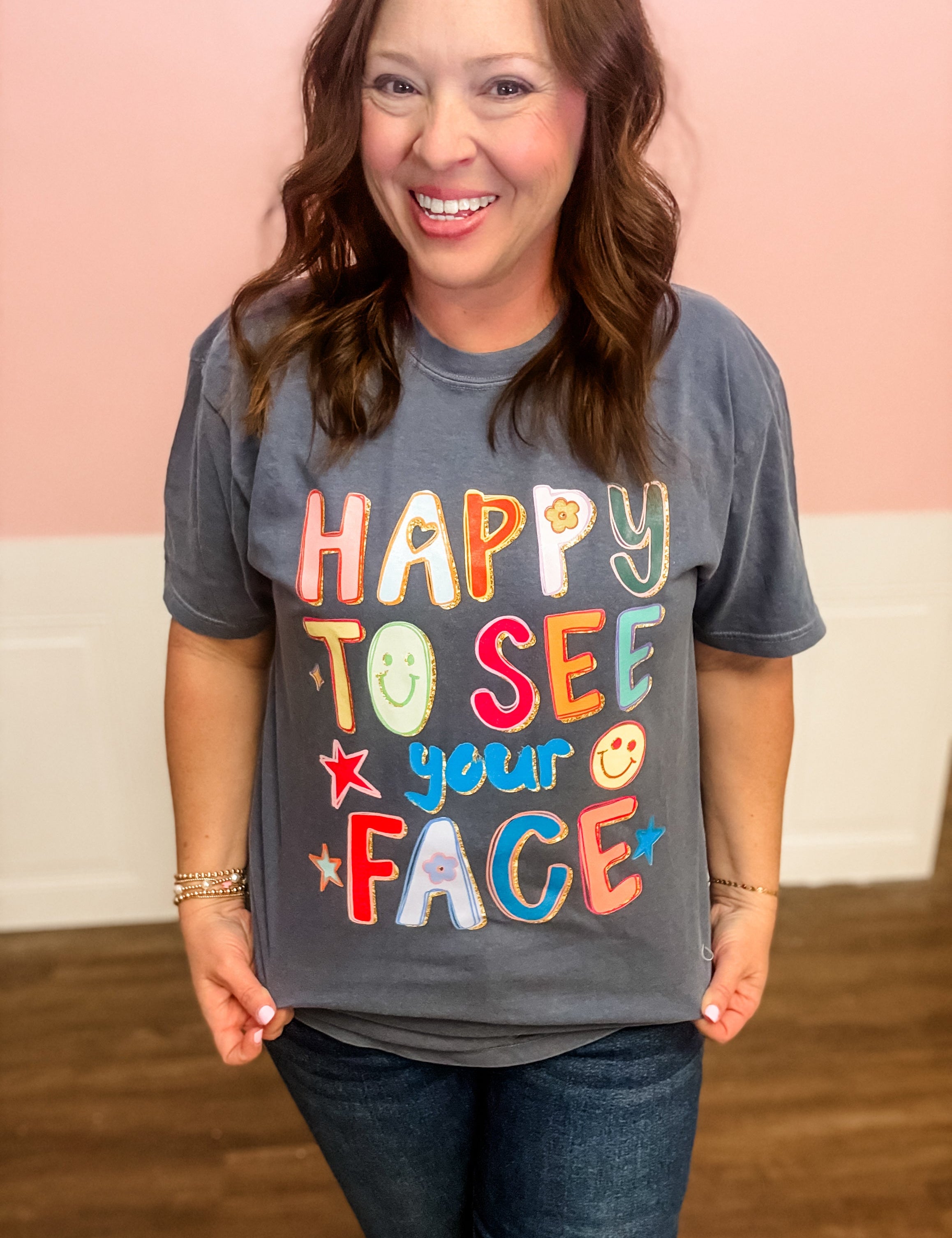 Happy To See You Graphic Tee - Just a Small Town Girl