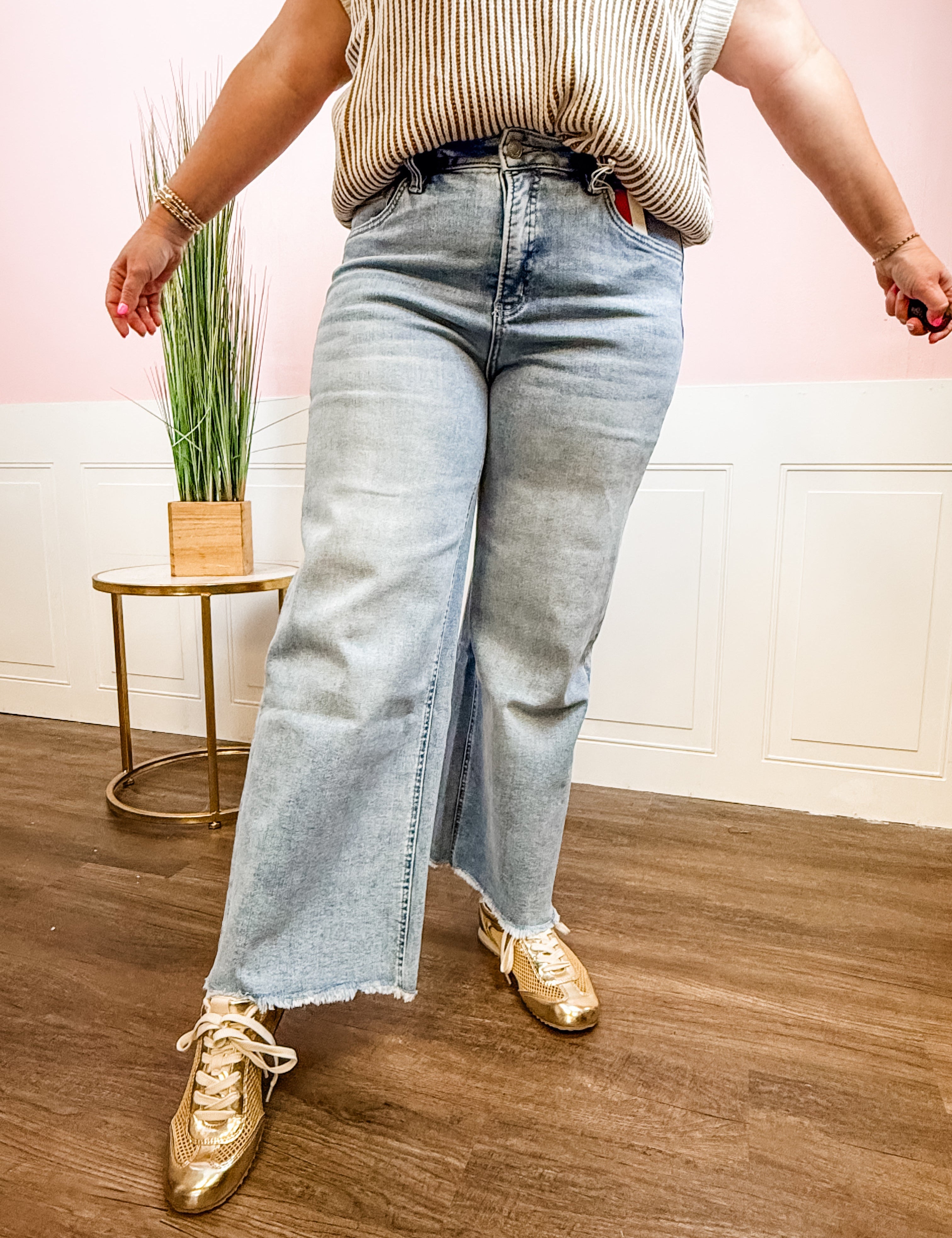 High-Rise Frayed Hem Wide Leg Jeans - Just a Small Town Girl