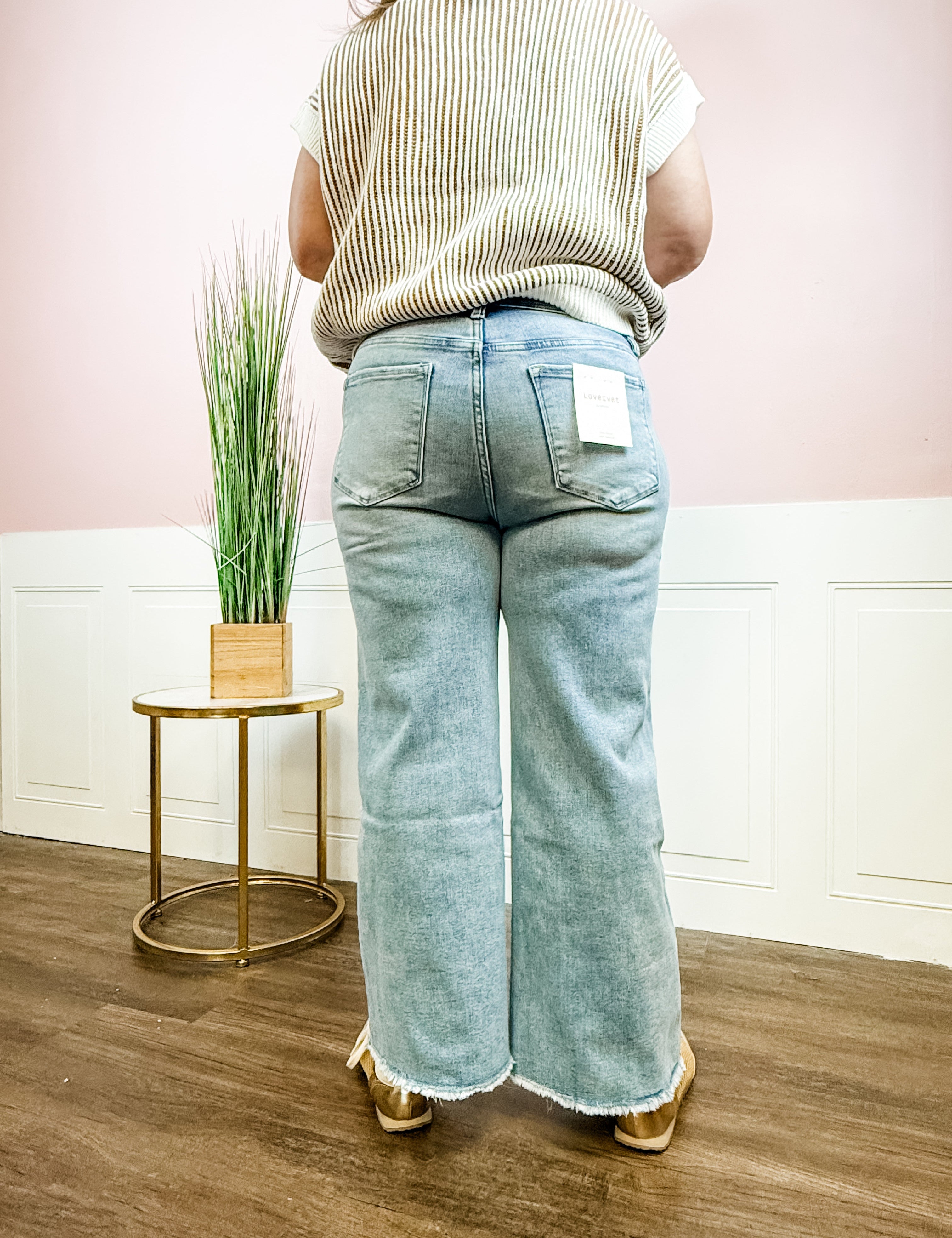 High-Rise Frayed Hem Wide Leg Jeans - Just a Small Town Girl