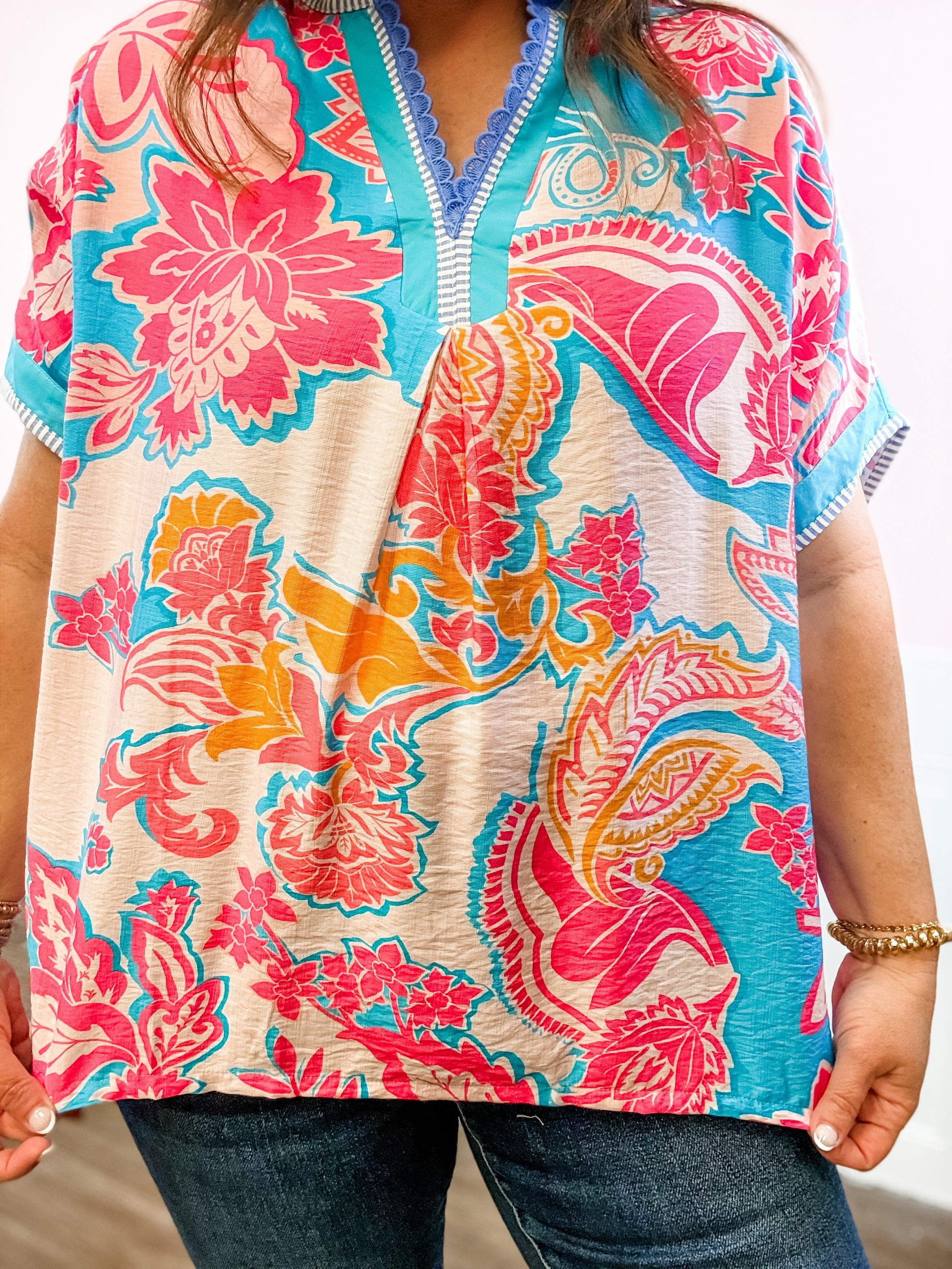 Island Bloom Bliss Top - Just a Small Town Girl