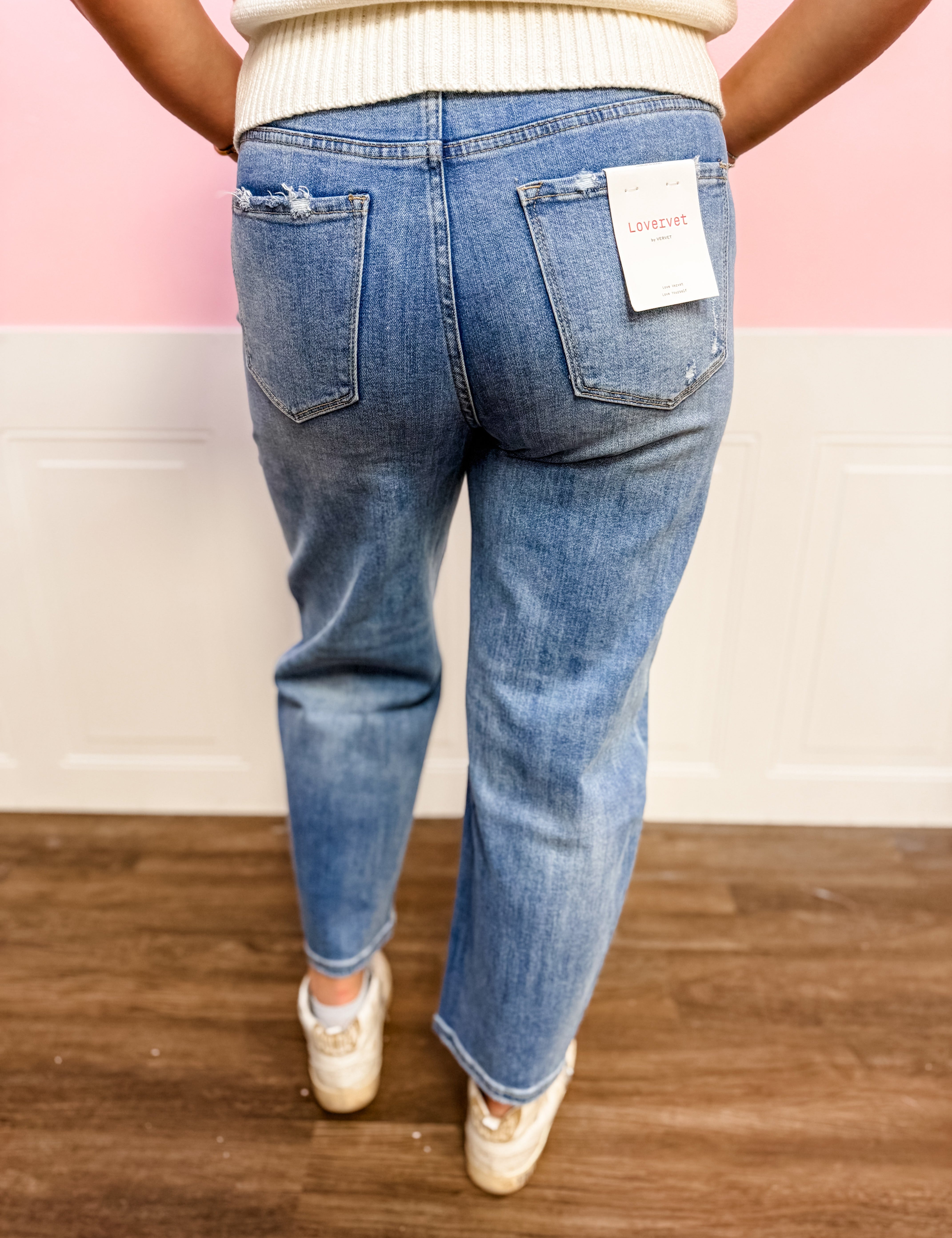 Lovervet Super High Rise Barrel Jeans - Just a Small Town Girl