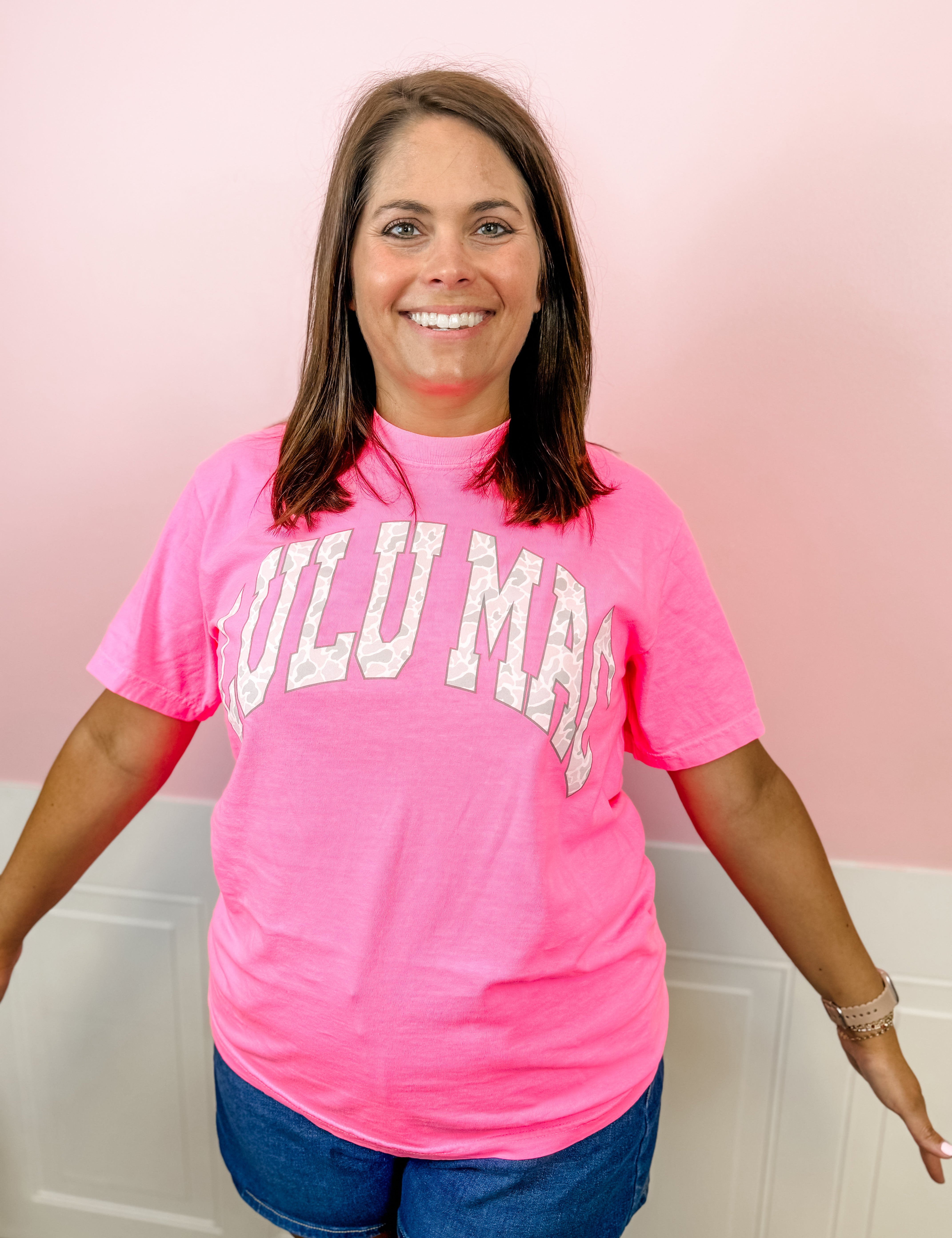 Lulu Mac: Grey Camo Neon Pink Tee - Just a Small Town Girl