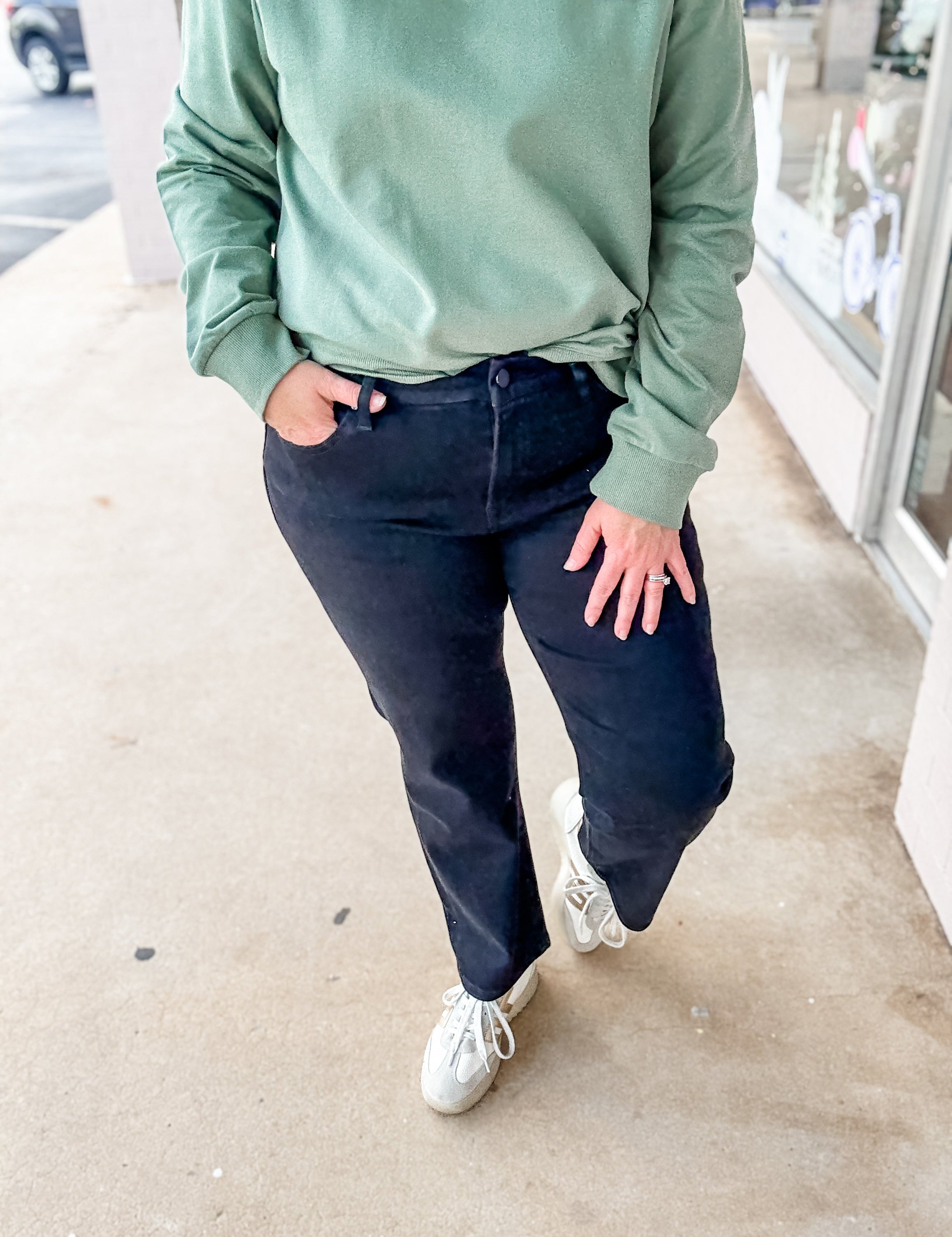 Mica Midnight Essential Straight Jeans - Just a Small Town Girl