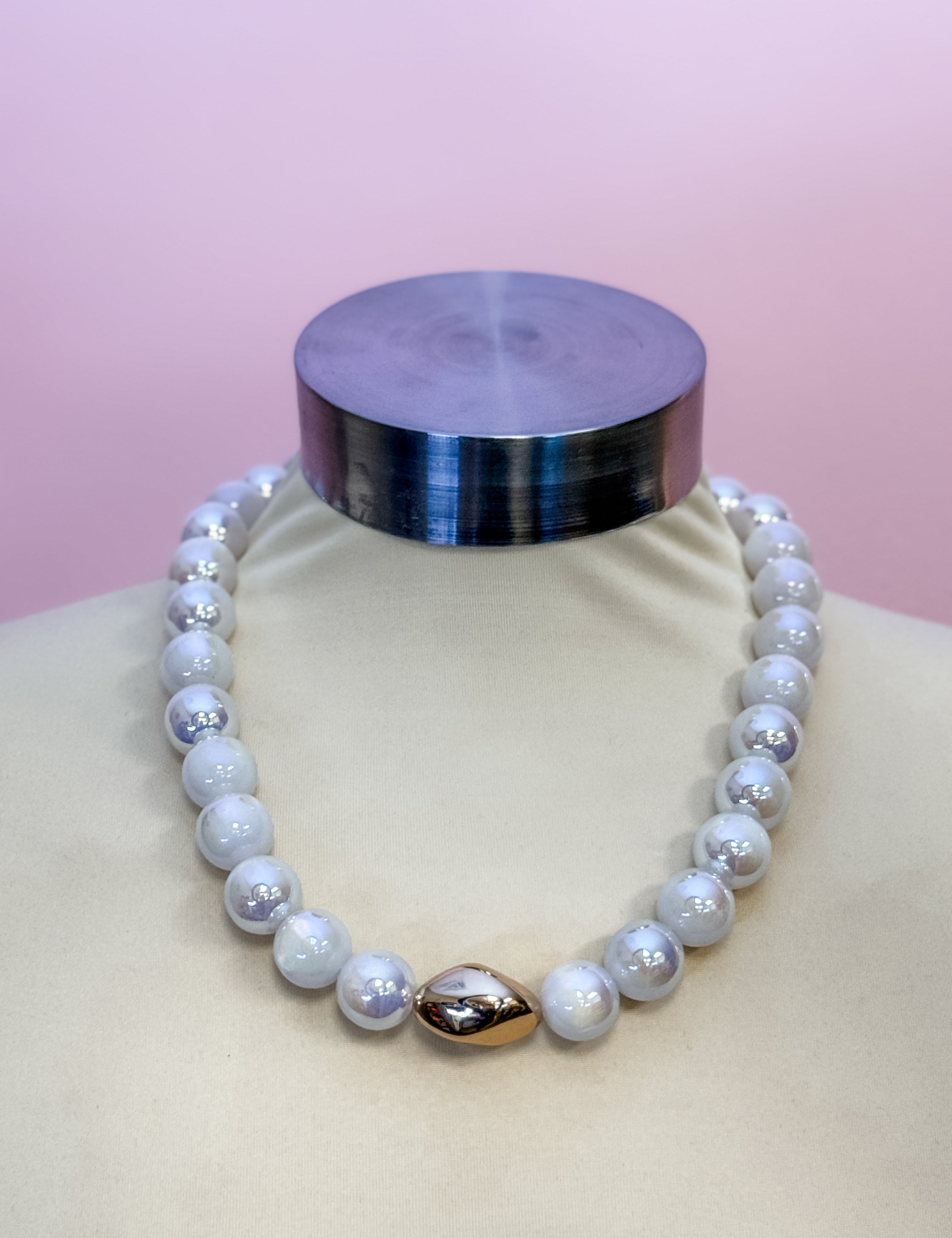 Pearl Glow Statement Necklace - Just a Small Town Girl