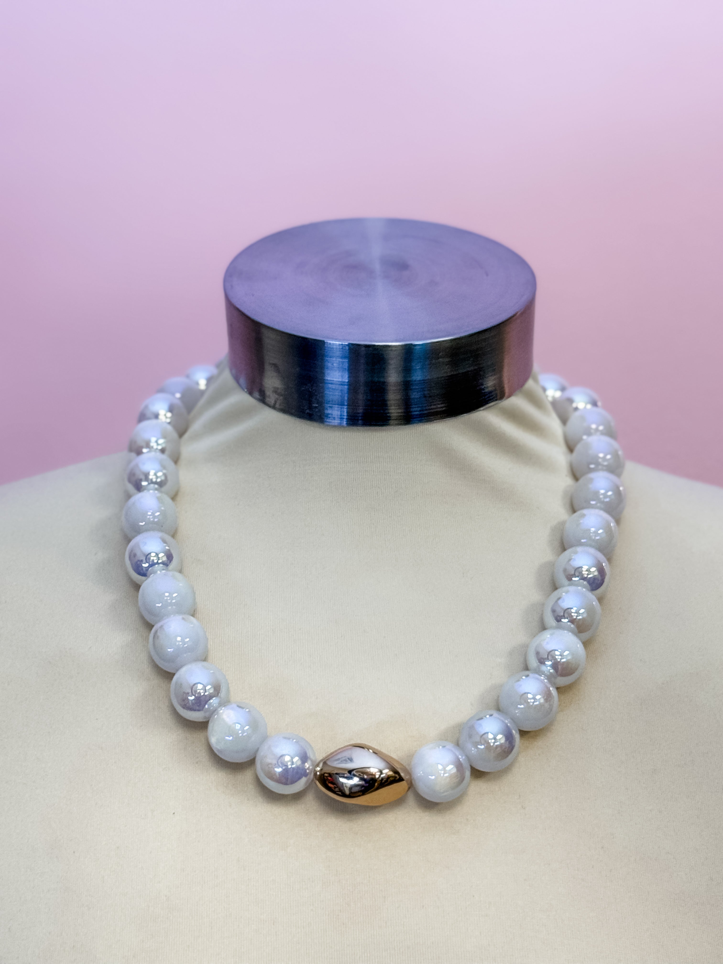 Pearl Glow Statement Necklace - Just a Small Town Girl