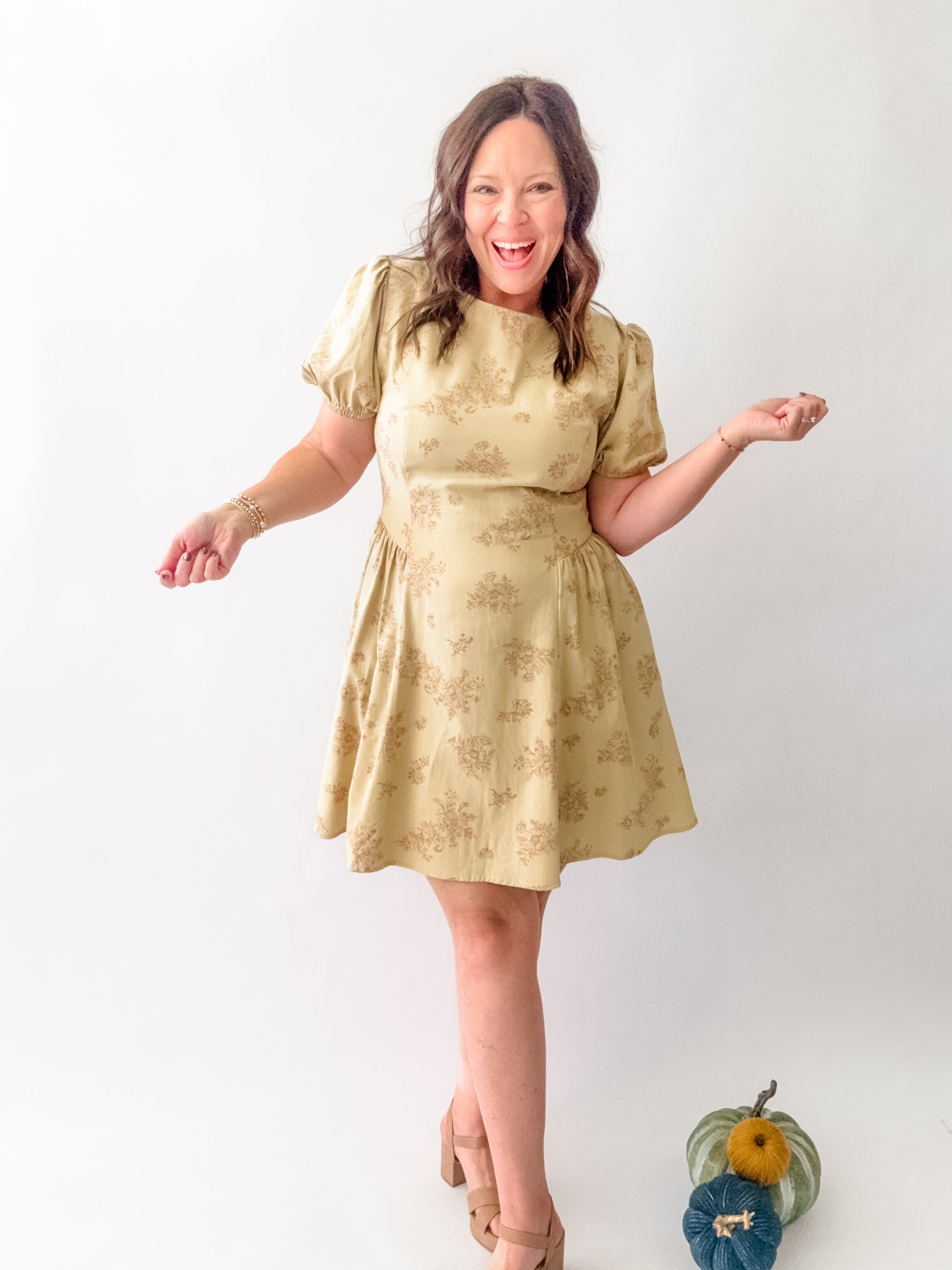 Sweet Pea Floral Puff Sleeve Dress - Just a Small Town Girl